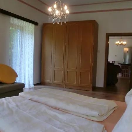 公寓 Garten- & Loggia-appartement Herrenhaus