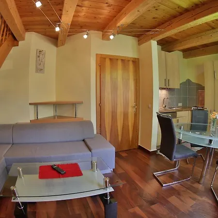 Garten- & Loggia-appartement Herrenhaus