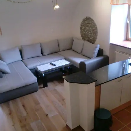 公寓 Garten- & Loggia-appartement Herrenhaus