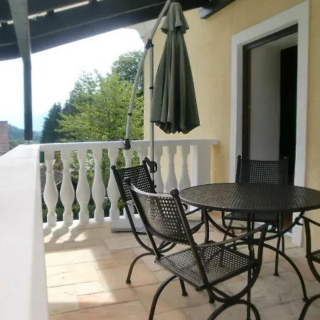 Garten- & Loggia-appartement Herrenhaus * Dellach im Drautal