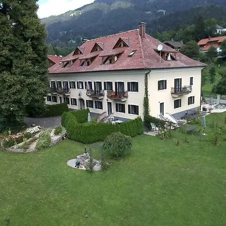 Garten- & Loggia-appartement Herrenhaus Apartman *