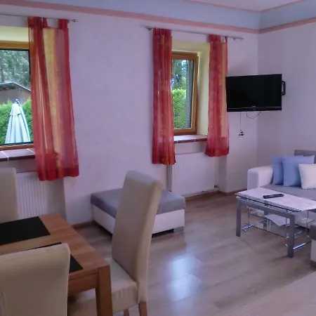 Garten- & Loggia-appartement Herrenhaus * Dellach im Drautal