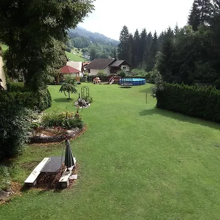 شقة Garten- & Loggia-appartement Herrenhaus Dellach im Drautal