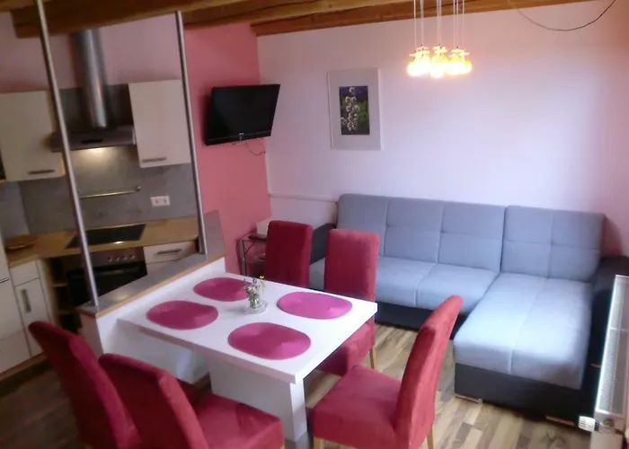 Garten- & Loggia-appartement Herrenhaus * Dellach im Drautal