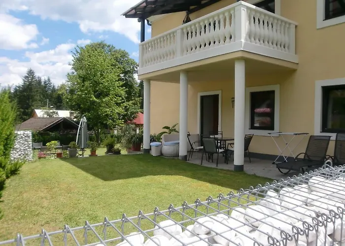 Garten- & Loggia-appartement Herrenhaus