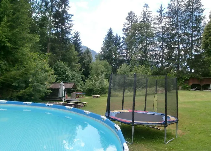 Garten- & Loggia-appartement Herrenhaus Dellach im Drautal