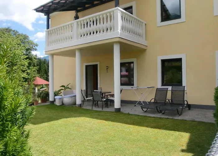 Garten- & Loggia-appartement Herrenhaus * Dellach im Drautal