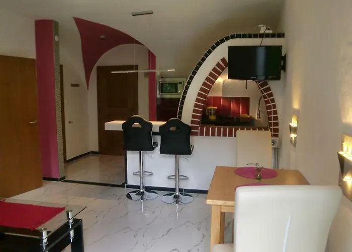 דירה Garten- & Loggia-appartement Herrenhaus