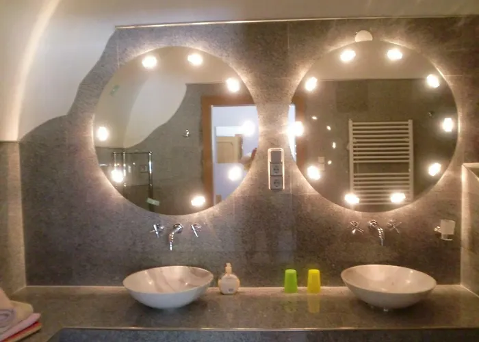 Garten- & Loggia-appartement Herrenhaus דירה