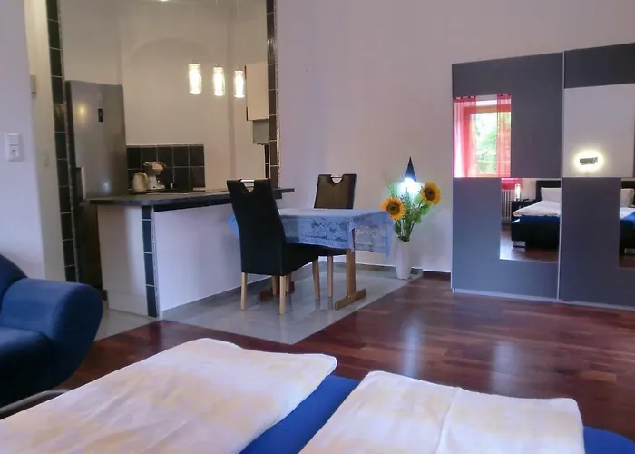 Garten- & Loggia-appartement Herrenhaus Dellach im Drautal