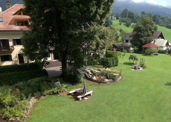 דירה Garten- & Loggia-appartement Herrenhaus Dellach im Drautal