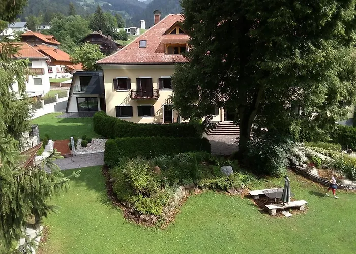 Garten- & Loggia-appartement Herrenhaus *