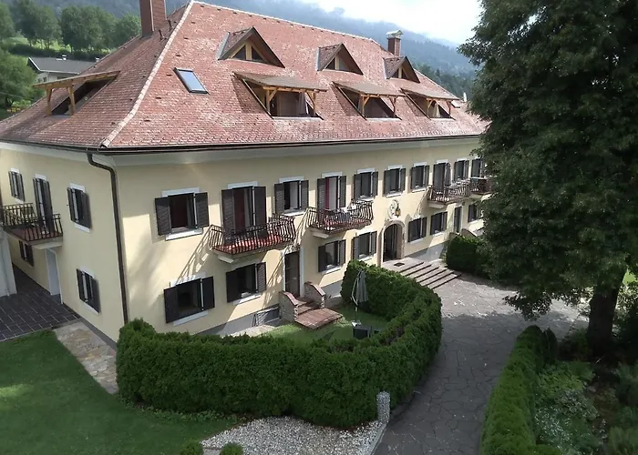 Garten- & Loggia-appartement Herrenhaus Apartamento *