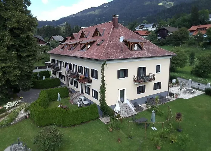 Garten- & Loggia-appartement Herrenhaus Apartamento