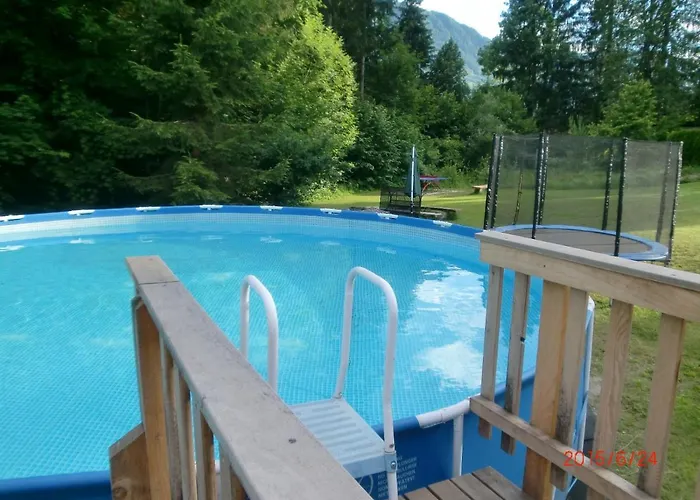 Garten- & Loggia-appartement Herrenhaus Dellach im Drautal